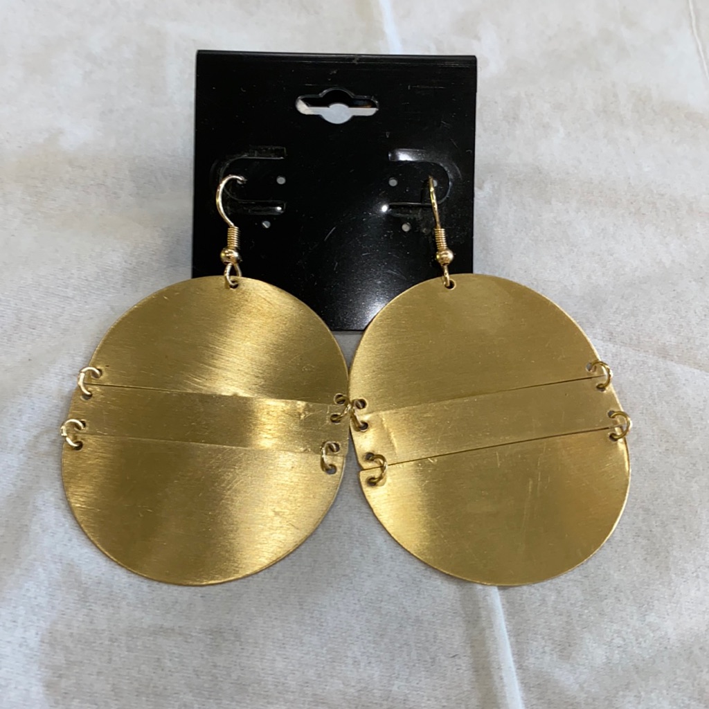Generic Earring